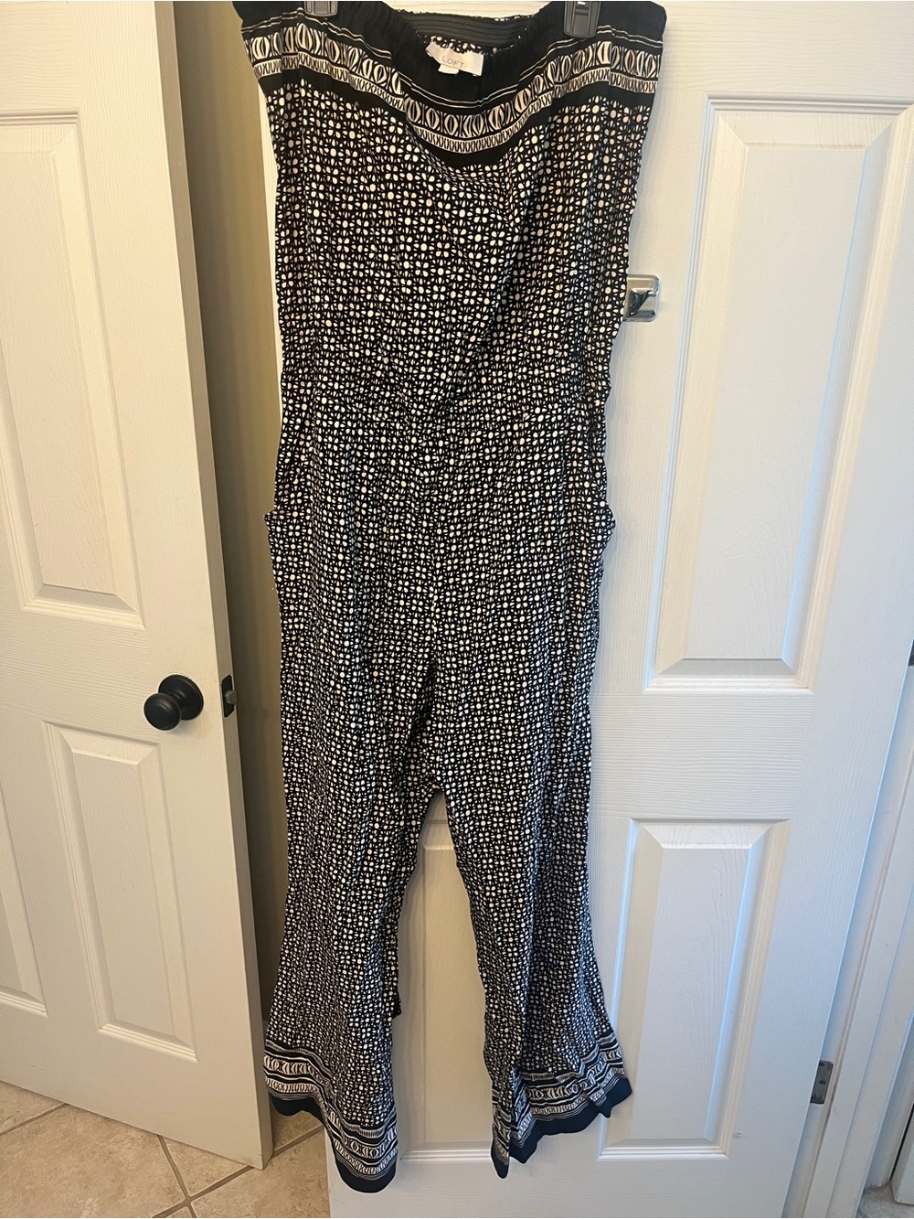 Loft Women’s Black & White Printed Strapless Jumpsuit size L